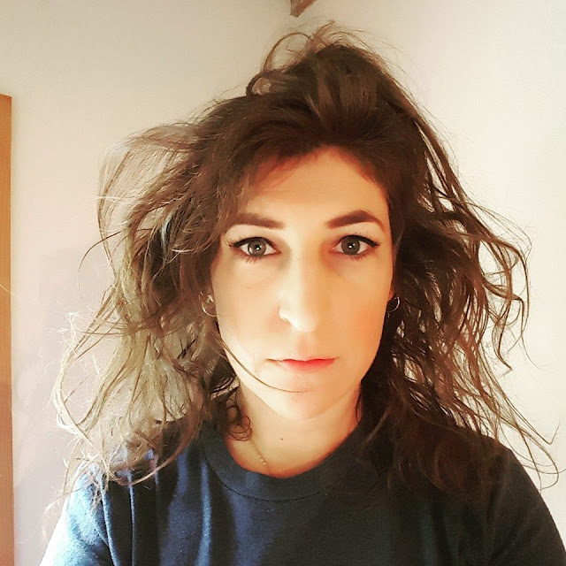 Mayim Bialik Profile Pics Dp Images