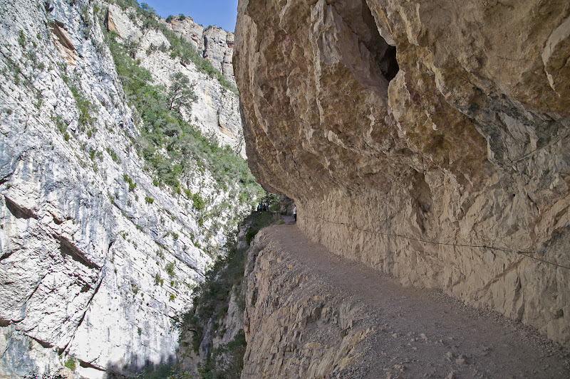 DESFILADERO DE MONTREBEI Y ESCALERAS DE MONTFALCÓ, Excursiones-España (8)