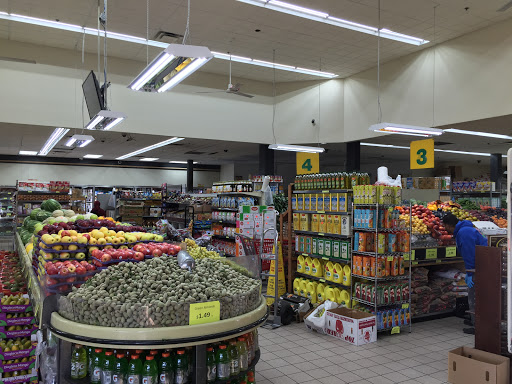 Produce Market «Papaya Fruit Market», reviews and photos, 14615 Warren Ave, Dearborn, MI 48126, USA