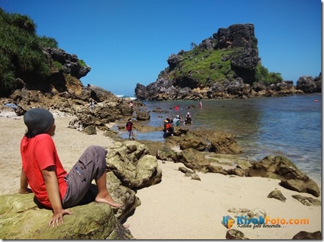 Pantai Nglambor Kisah Foto Blog04