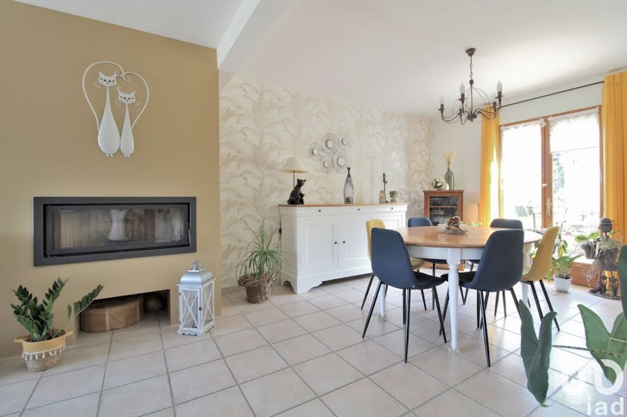 Vente maison 4 pièces 130 m² à Breilly (80470), 309 000 €