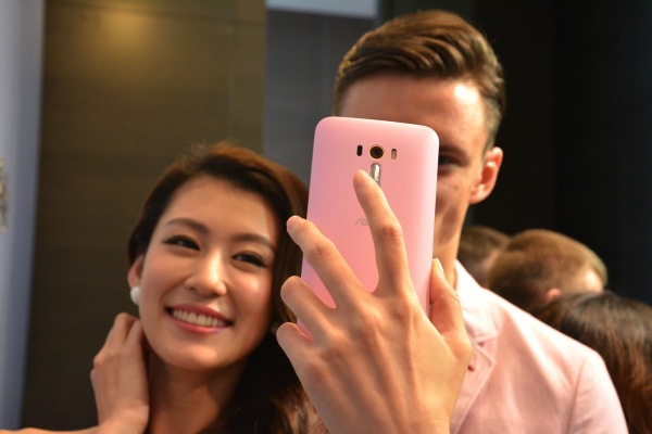 Asus giới thiệu ZenFone Selfie