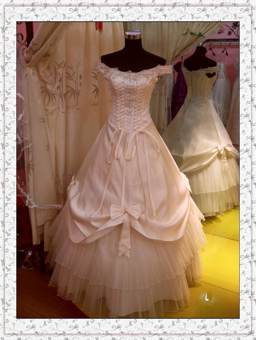 Real Wedding Dress Photos Rd-16 . Features: 1.Fabric: taffeta, beading