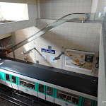 Station de métro Les Courtilles