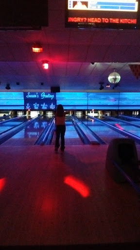 Bowling Alley «Boulevard Lanes», reviews and photos, 818 Emerson Ave, Dover, OH 44622, USA