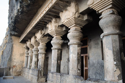 lenyandri caves pillars