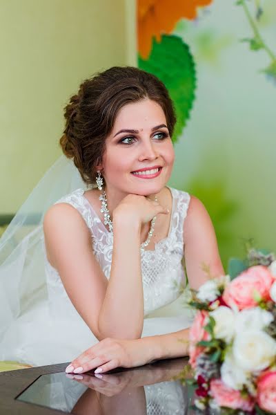 Fotógrafo de casamento Yuliya Yanovich (zhak). Foto de 20 de outubro 2017