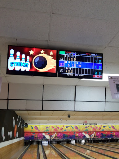 Bowling Alley «Homefield Bowl», reviews and photos, 938 Saw Mill River Rd, Yonkers, NY 10710, USA