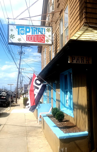 Donut Shop «Top That! Donuts», reviews and photos, 210 Ocean Ave, Point Pleasant Beach, NJ 08742, USA