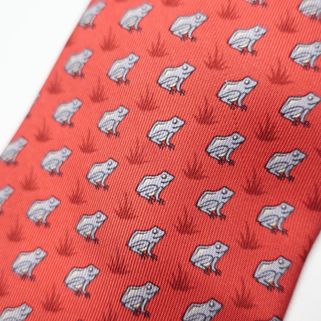 Hermès Red Frog Tie