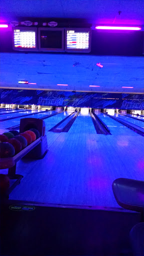 Bowling Alley «Brunswick Zone Hazlet Lanes», reviews and photos, 1400 Route Number 36, Hazlet, NJ 07730, USA