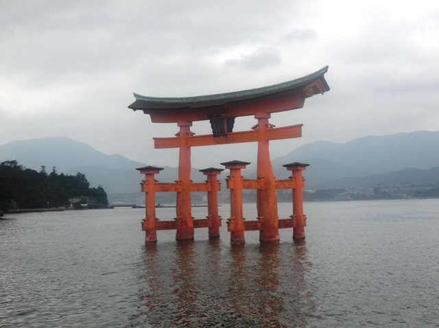 8 de julio. Hiroshima y MIJAYIMA - 4 semanas por Corea y Japón en SOLITARIO (13)