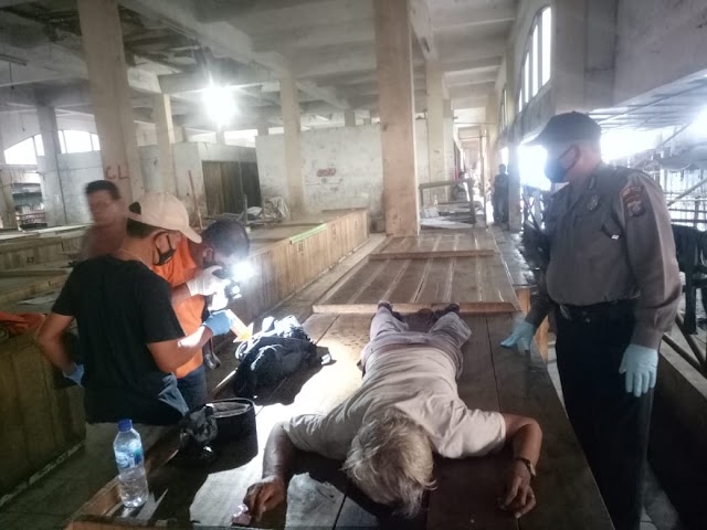 Pedagang Pasar Gambir Kota Tebing Tinggi di Hebohkan Penemuan Mr X Tertelungkup Tak Bernyawa