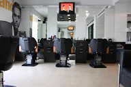 Looks Unisex Salon photo 2