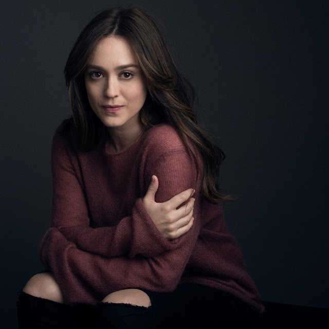 Heather Lind Profile Pics Dp Images