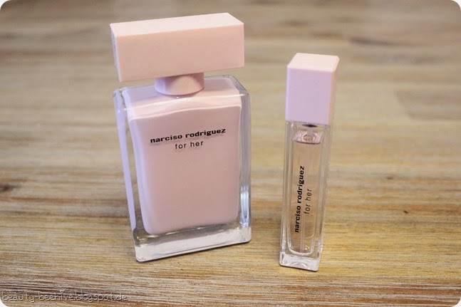 Narciso Rodriguez for her Set Eau de Parfum EdP Purse Spray 50ml 10ml Review Testbericht Test easyCOSMETIC Parfüm Parfum Outlet Online Shop 1