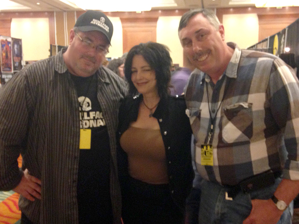 soska sisters jen soska sylvia soska crypticon seattle horror convention skullface astronaut joe sherlock