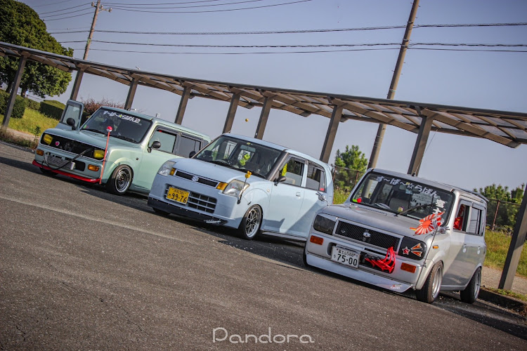 アルトラパンの街道レーサー風・す〜ぱ〜☆らぱん・オフ会・HC24S・HE21Sアルトラパンに関するカスタム事例の投稿画像1枚目