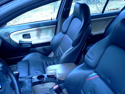 All black interior! Duplicolor vinyl and fabric paint DIY