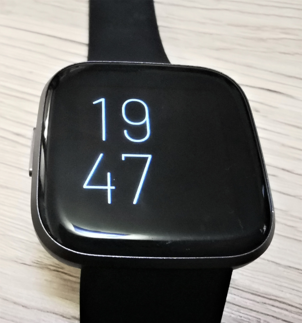 Fitbit Versa 2의 디스플레이