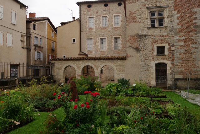 8. Cahors. Saint-Antonin-Noble-Val. Penne. Castelnau de Montmiral. - De viaje por Francia: diarios, viajes y excursiones en coche. (9)