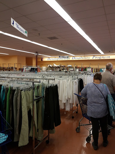 Thrift Store «Goodwill Port St. Lucie East Store & Donation Center», reviews and photos