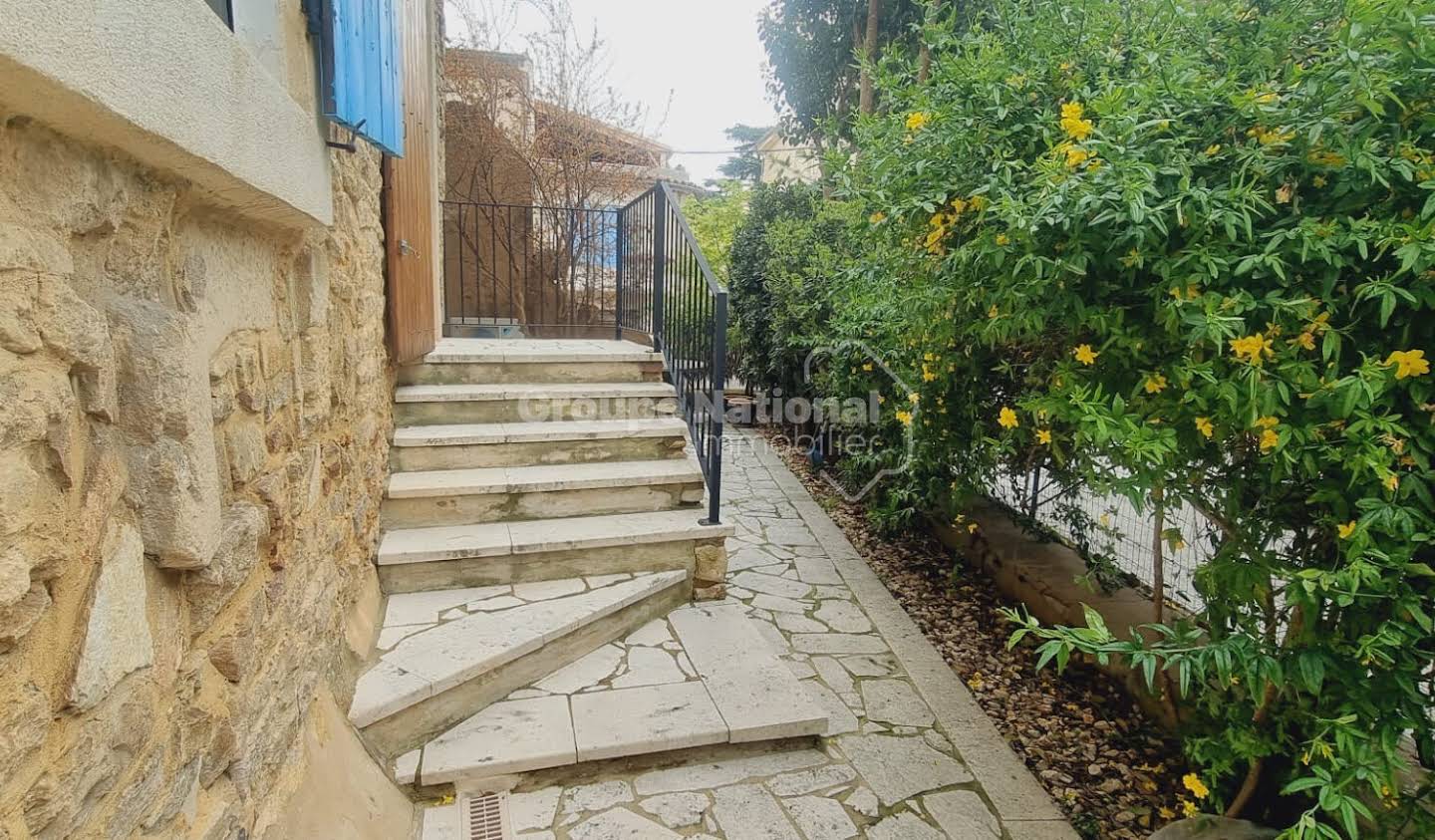 House with terrace Bagnols-sur-ceze