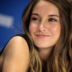 Shailene Woodley Dp Profile Pics