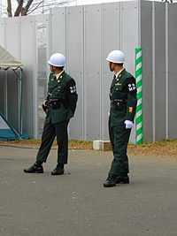 파일:external/upload.wikimedia.org/200px-JGSDF_Military_Policemen.jpg