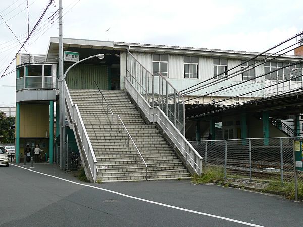 파일:external/upload.wikimedia.org/600px-Higashichiba-Sta-N.jpg