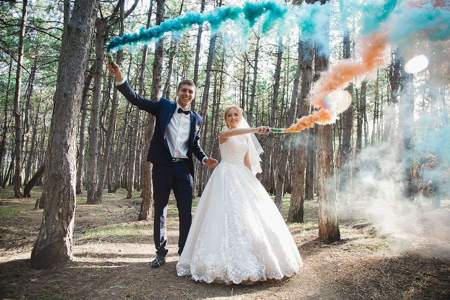 Fotógrafo de bodas Olga Popova (popovaolga). Foto del 17 de octubre 2017