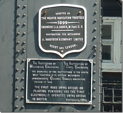 3 plaques on northwich town bridge