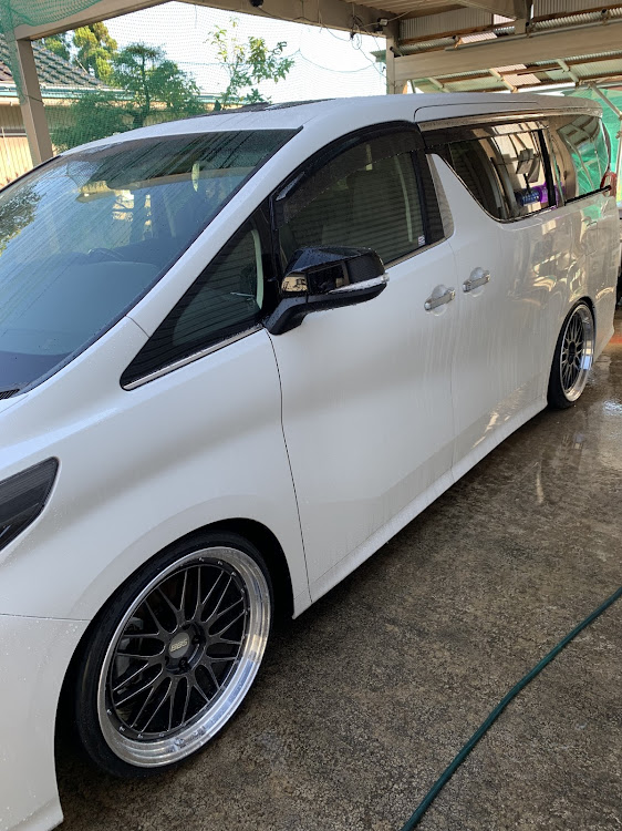 アルファードの洗車に関するカスタム事例の投稿画像3枚目