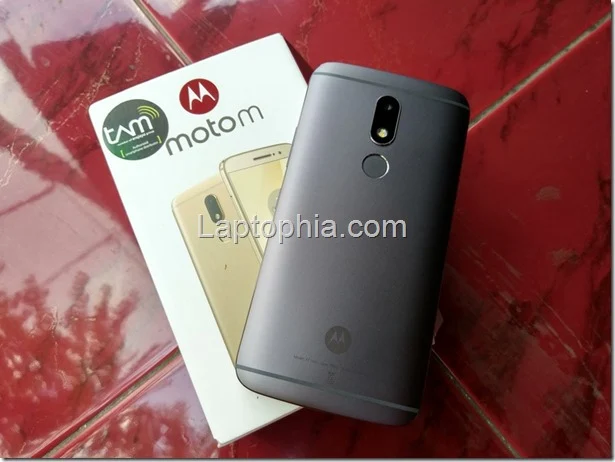 Harga & Spesifikasi Motorola Moto M XT1663