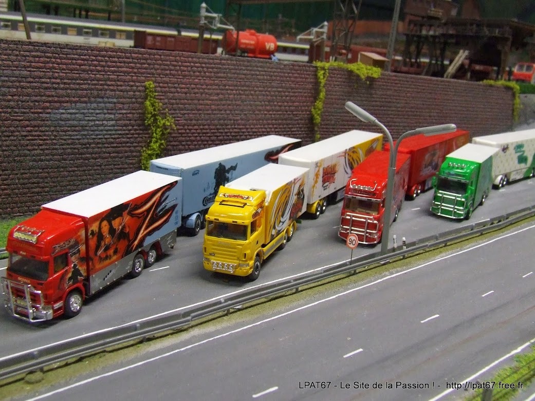 des nouveaux trucks herpa... dans mon parc ! DSCF0035