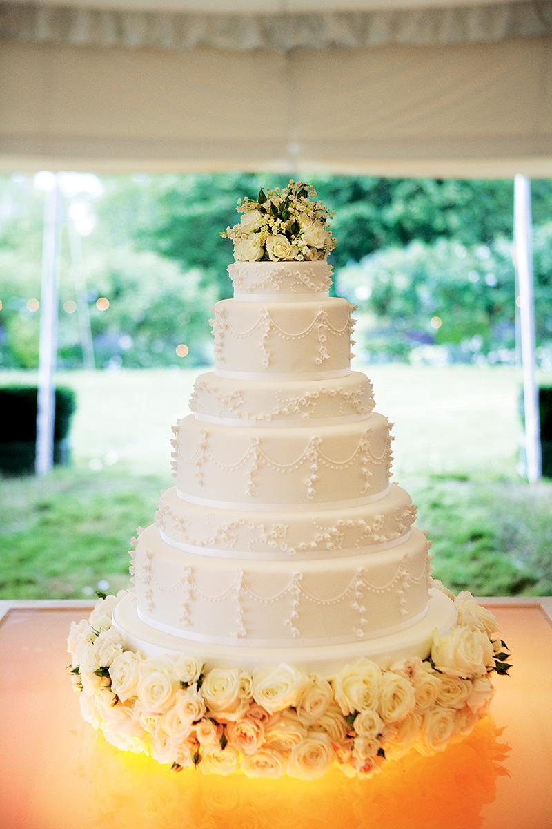 Classic Wedding Cake