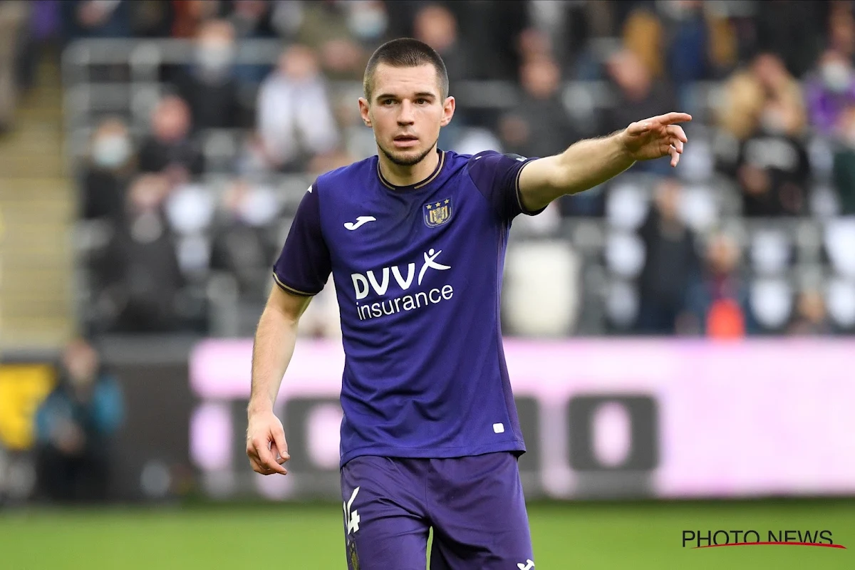 Passé par Anderlecht, Bogdan Mykhaylichenko aurait été sondé pour un retour en Belgique