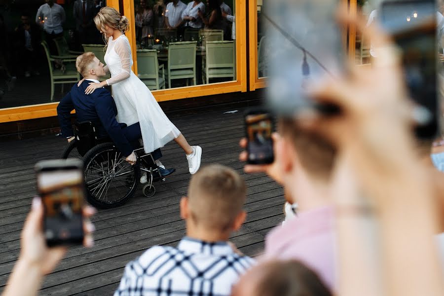 Fotógrafo de casamento Nazar Voyushin (nazarvoyushin). Foto de 31 de outubro 2019