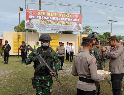 Personel Kodim 1715/Yahukimo Ikuti Apel Gelar Pasukan Ops Keselamatan Cartenz 2023