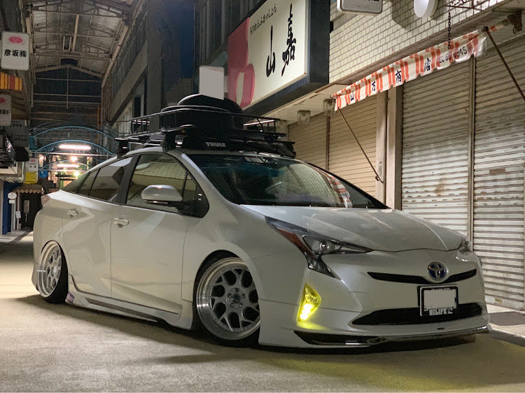 gommyさんが投稿したDIY・ホイール交換・車高調整・洗車に関するカスタム事例の投稿画像1枚目
