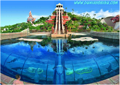 Siam Waterpark Bangkok, Thailand