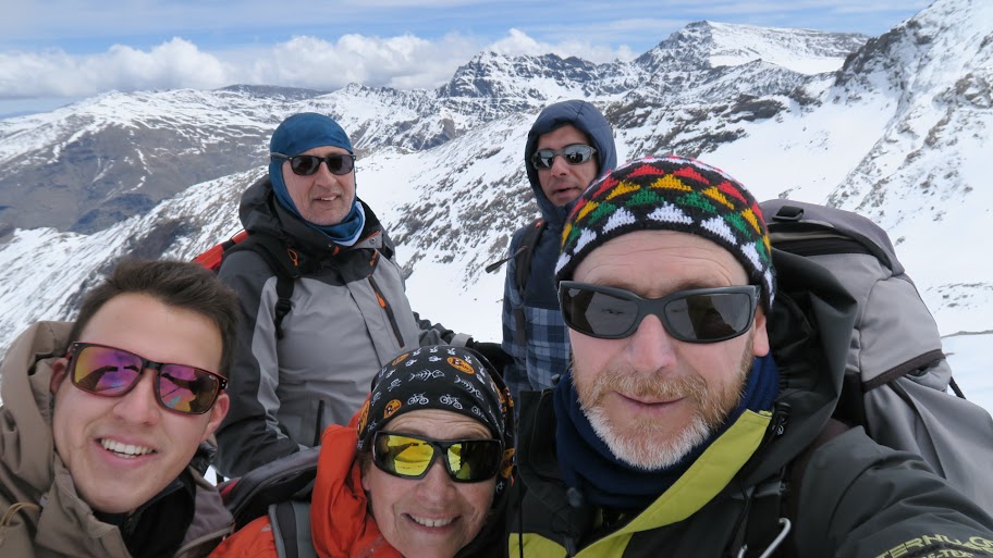 ASCENSIÓN INVERNAL A PICO VELETA (16-4-2016) IMG_0096