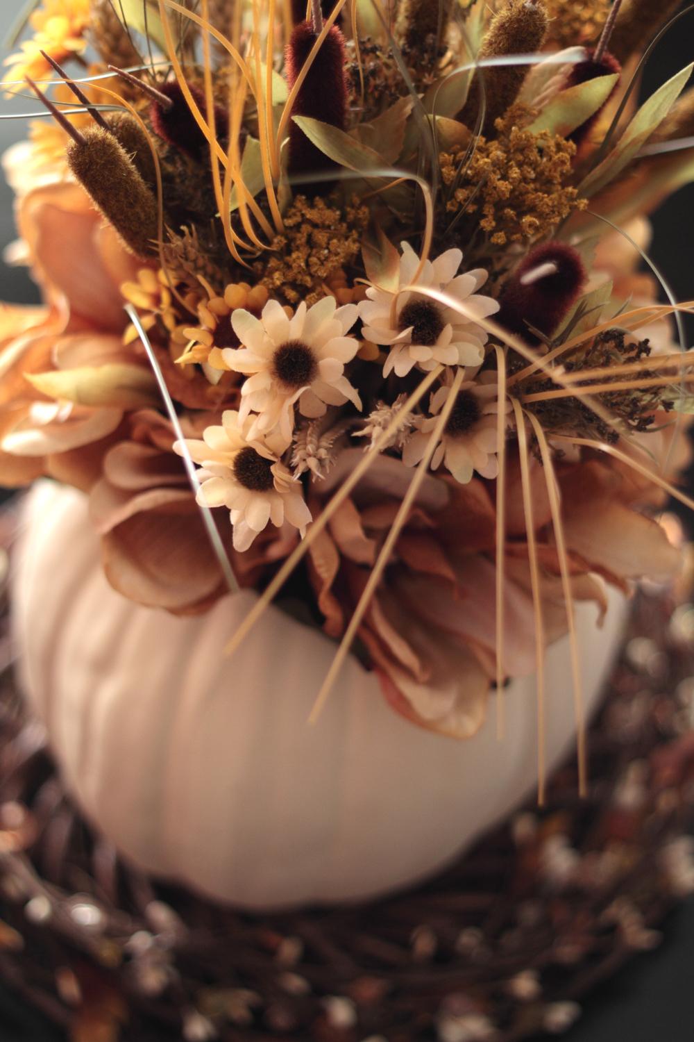 fall pumpkin centerpieces for