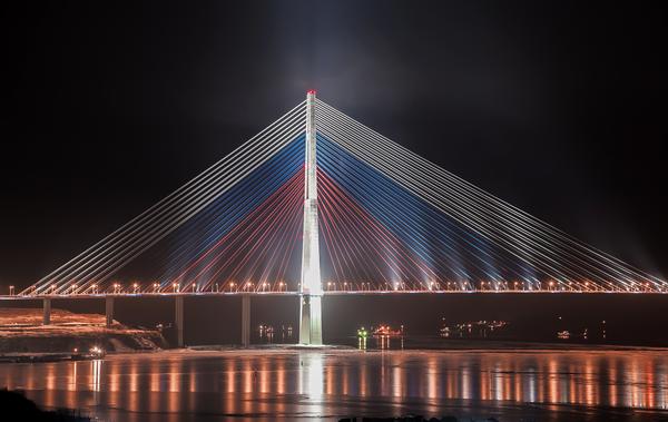 파일:external/files1.structurae.de/22russian_bridge_22_in_vladivostok_city.jpg