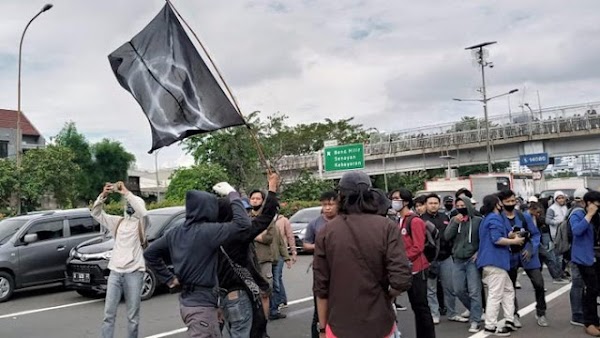 Kelompok Anarko Sempat Pancing Kerusuhan di Lampu Merah Slipi 