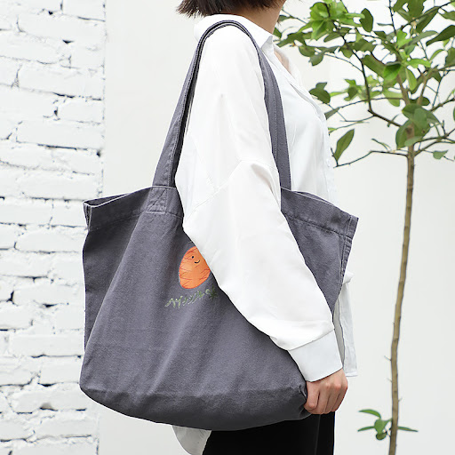 Title 5, Large Capacity Handbag featuring a Cute Pineapp...