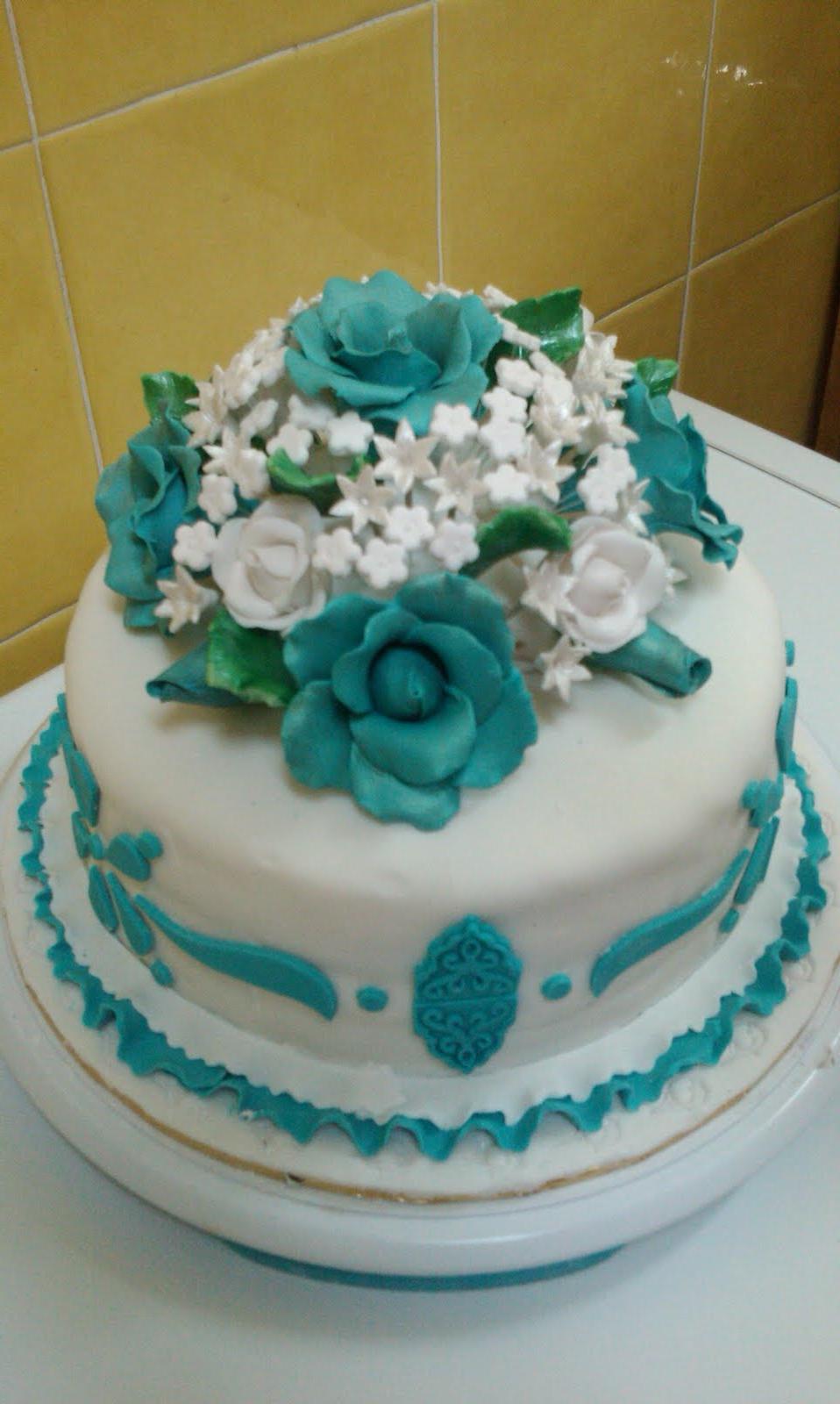 turquoise wedding cakes