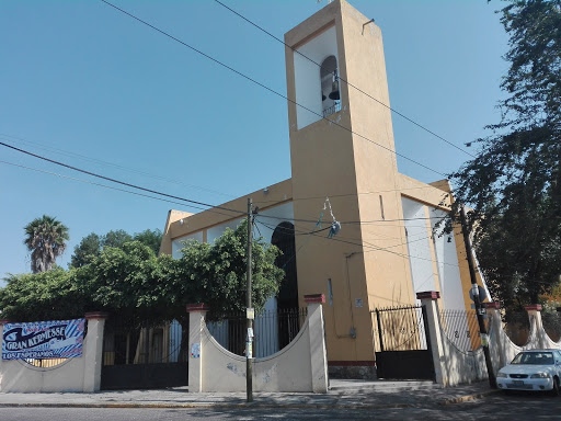 Parroquia Ntra. Sra. de la Asunción, Álvarez del Castillo 61, La Asunción, 45527 San Pedro Tlaquepaque, Jal., México, Iglesia católica | JAL