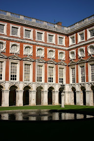 Fountain Court, Hampton Court Palace