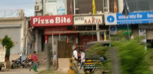 Pizza Bite, Bhardwaj Tower, Delhi Agra Highway, Near Gurunanak Hospital, Opposite Bus Stand, Palwal, Haryana 121102, India, Vegetarian_Restaurant, state HR